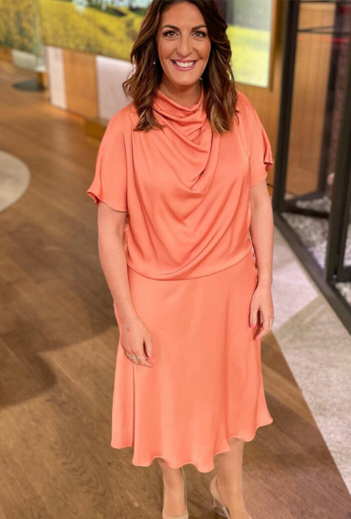 soraya lavasani orange set i TV4 nyhetsmorgon
