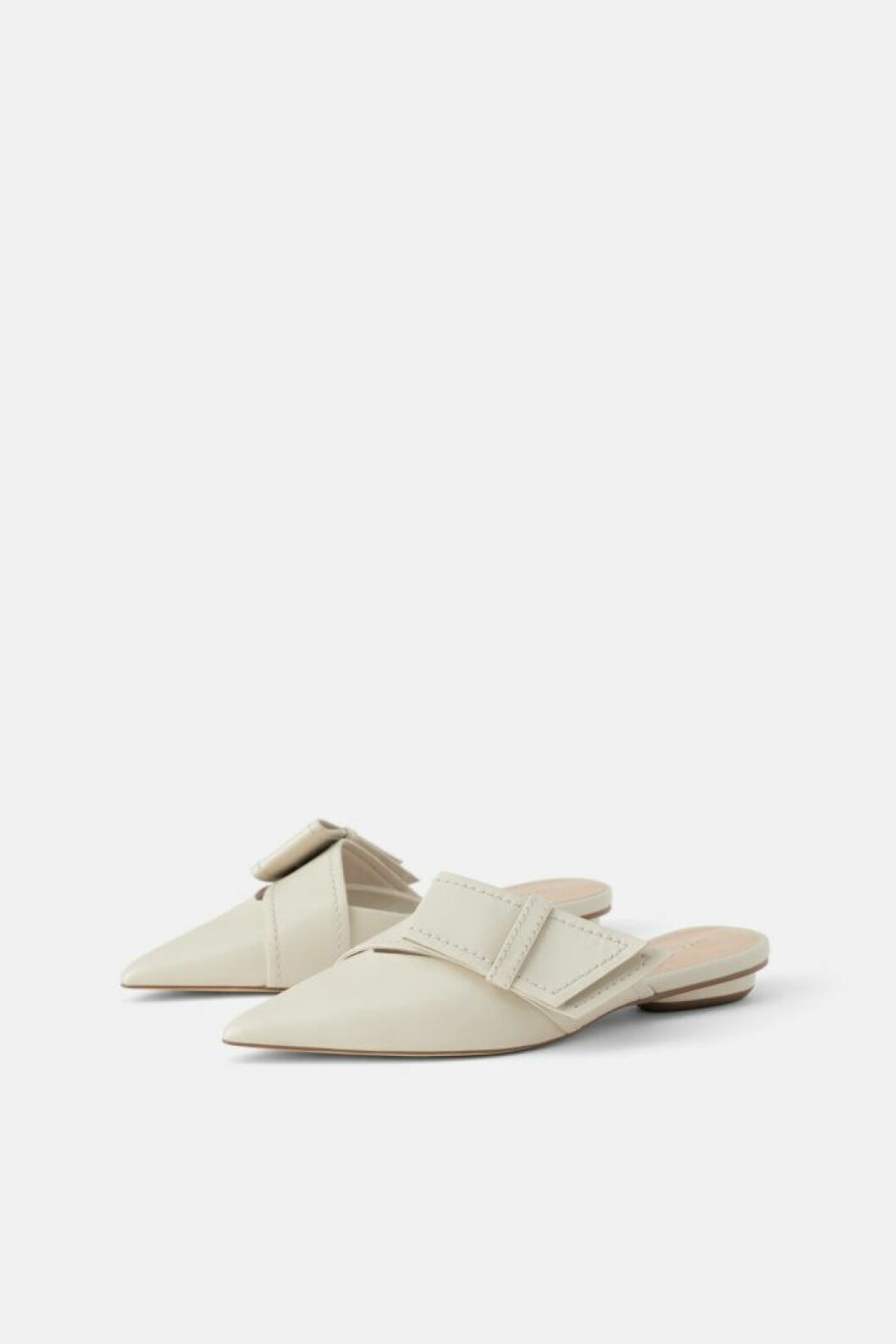 Naturvita mules med spetsig tå
