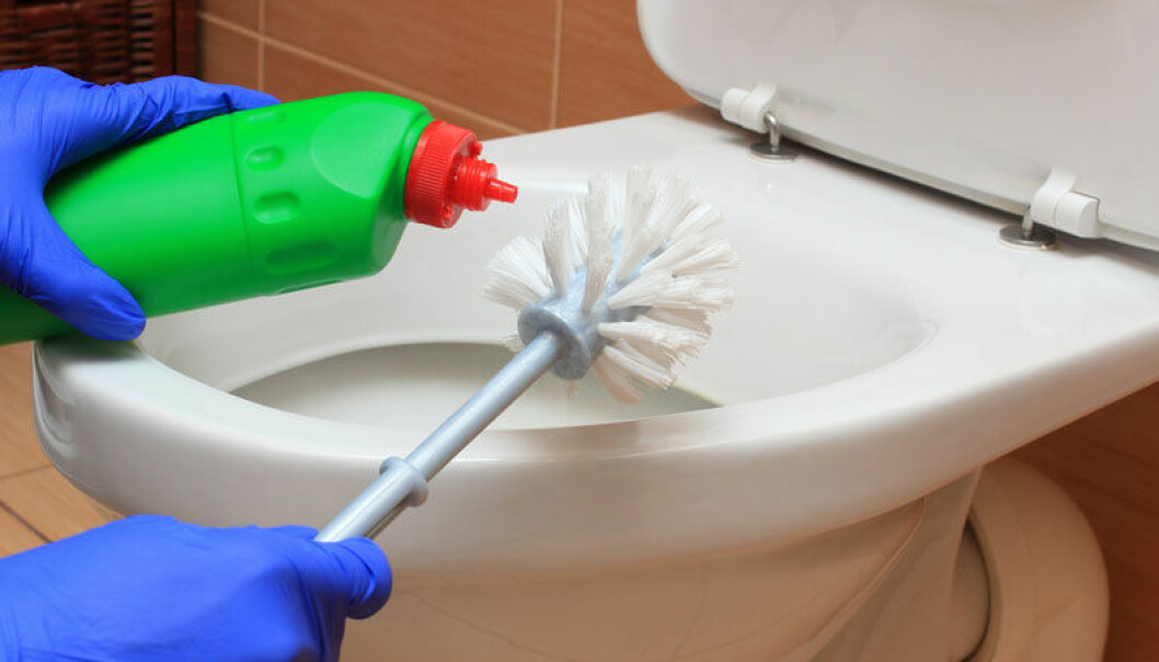 Här är fem platser man glömmer städa på badrummet.