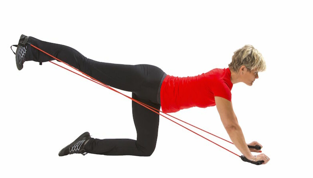 Träna med gummiband – Sju övningar för hela kroppen.