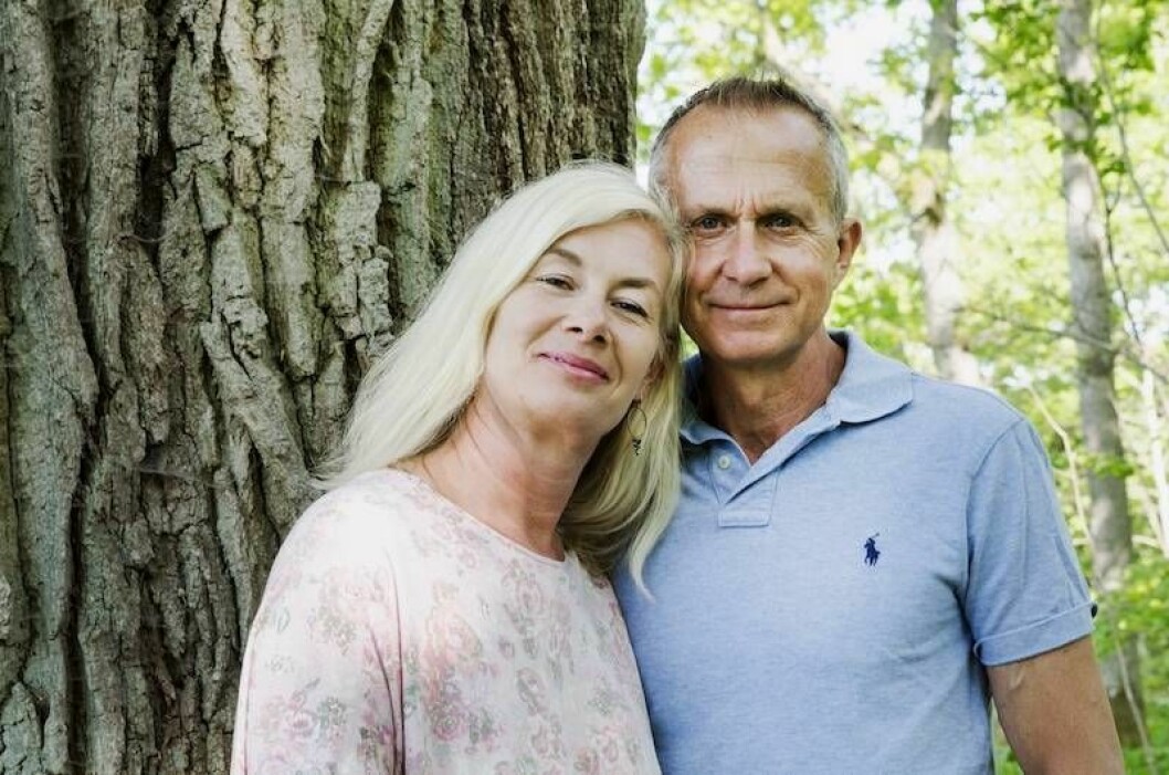 – Jag gav mitt fulla stöd till boken när jag förstod hur viktigt det var för Stefan, säger hustrun Hanna. Hustrun Hanna har stöttat Stefan under skrivandet.