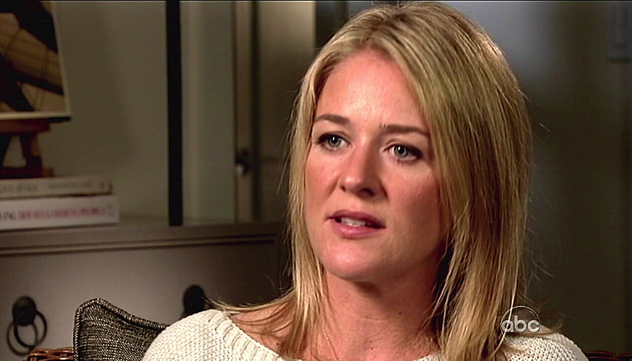 Svärdottern Stephanie Mack i CBS-intervju 2010. En av många som svikits av Bernie Madoff. Stephanie Mack