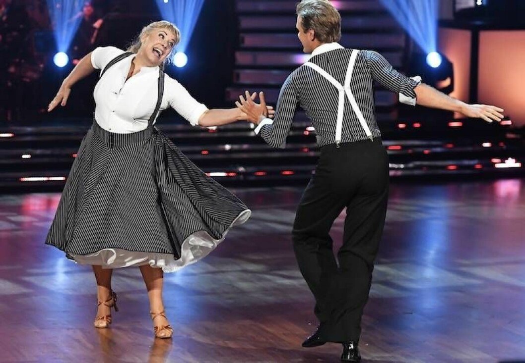 Stina Wollter med Tobias Bader i ”Let’s dance”. Stina Wollter deltog i ”Let