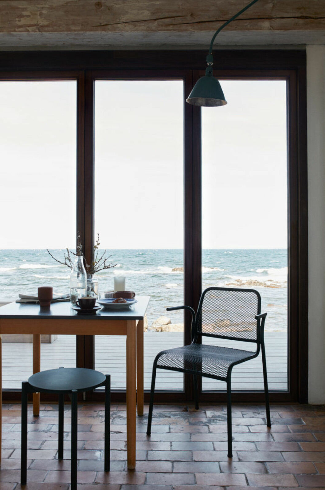 Stora fönster nära havet – en vinnande kombination. Foto: Skagerak Stora fönster nära havet –en vinnande kombination.