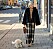 Josefin Dahlberg promenerar med sin hund Moon. 