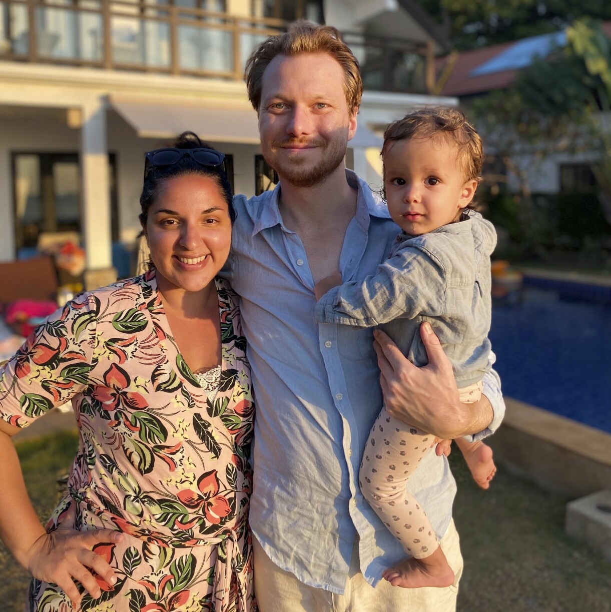 Tara Moshizi tillsammans med sin familj – sambon David och sonen Frans. Tara Moshizi tillsammans med sin familj – sambon David och sonen Frans.