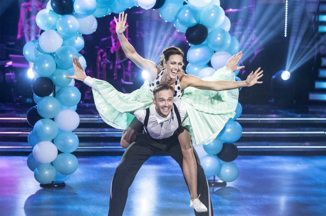 Therese var med i<em> Let’s Dance</em> 2018 där hon tog ut svängarna med danspartnern Calle Sterner. Foto: Andreas Bardell/TT Therese Alshammar svingar sig över danspartnern Calle Sterner i tv-programmet Let