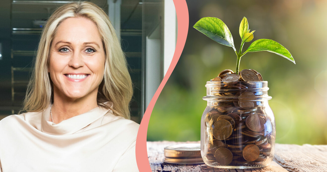 Till vänster syns Christina Sahlberg, sparekonom på Compricer och till höger syns en burk full av mynt där det växer en planta, för att symbolisera hur pengar kan växa om man investerar dem.
