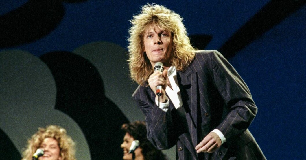 Tommy Nilsson framför vinnarlåten <em>En dag</em> i <em>Melodifestivalen</em> 1989. Foto: TT Tommy Nilsson Melodifestivalen 1989.