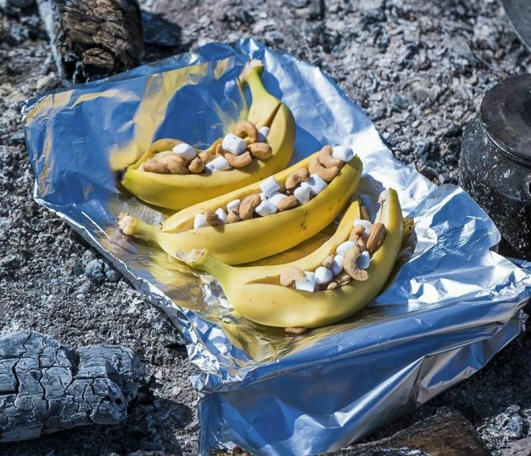 Hajkbananer – lika enkla att göra som goda att äta. Susanne Jonssons hajkbananer inlindade i folie