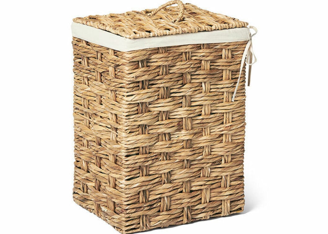 Tvättkorg i flätad design