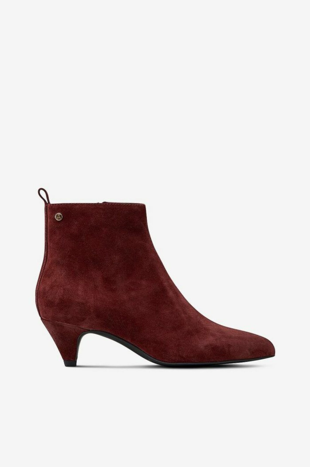 Vinrod boot fran Ellos