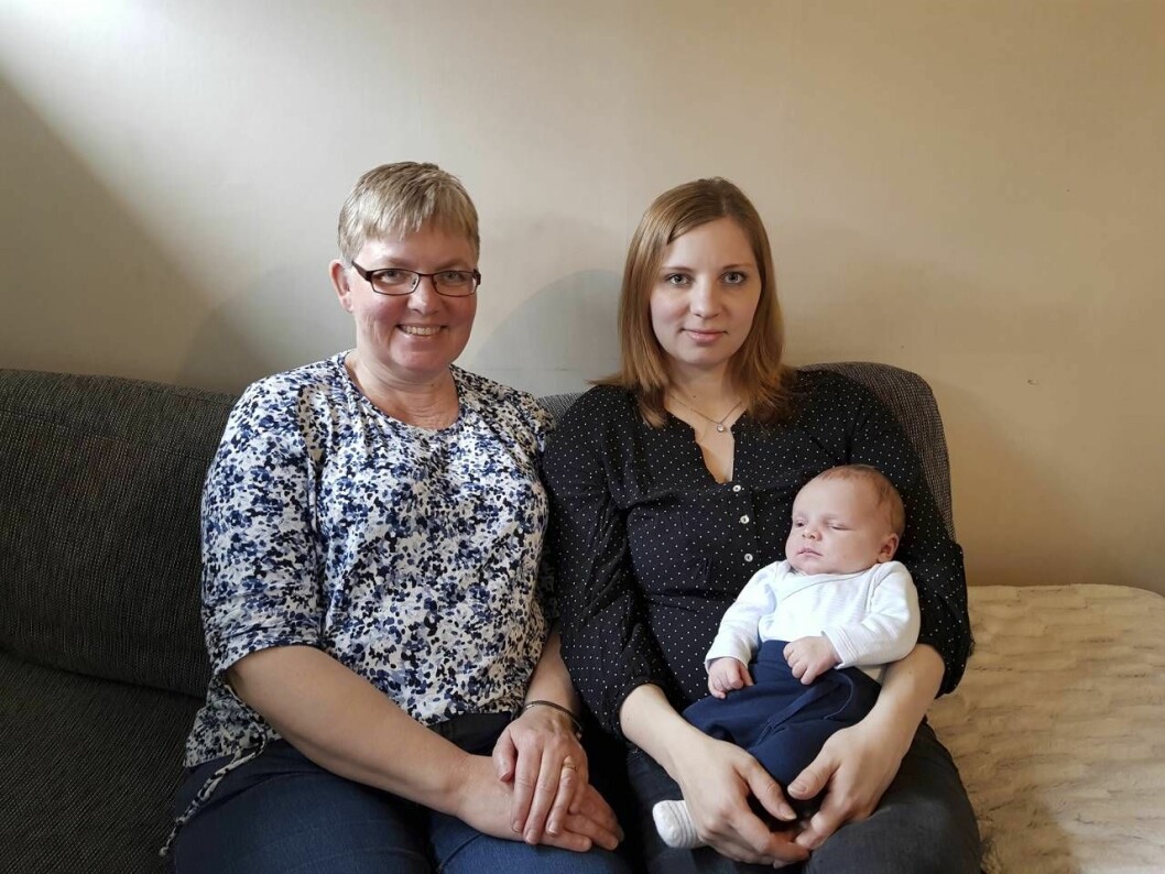 Yvonne tillsammans med sin kära dotter Malin och barnbarnet Viktor. Foto: Privat Yvonne med sin dotter och sitt barnbarn